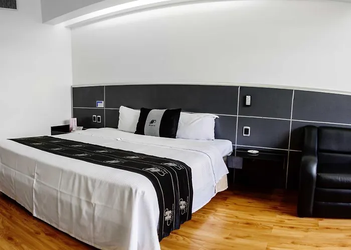 Ibiza Plaza 4*