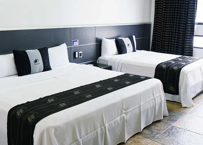 Hotel Ibiza Plaza 4*